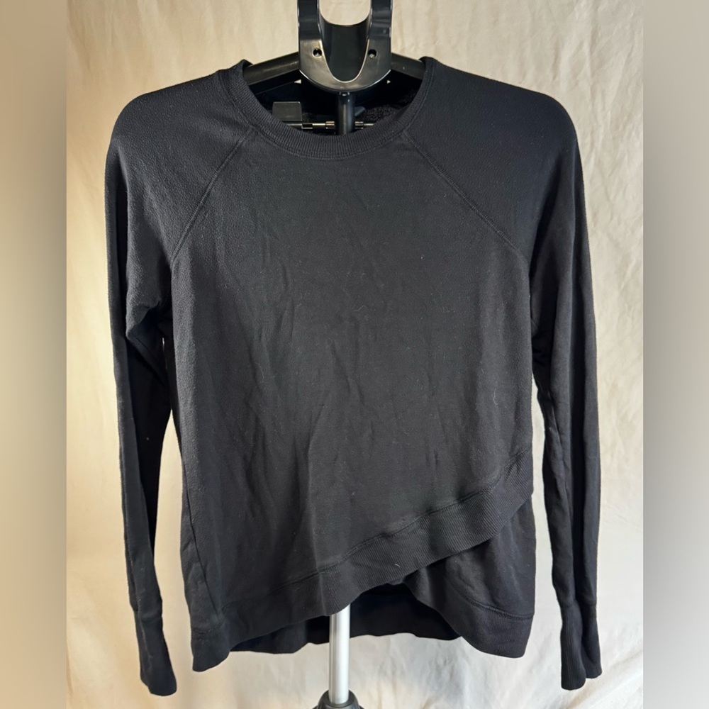 Athleta Black Asymmetrical Sweatshirt XS Crewneck Pullover Cozy Athleisure